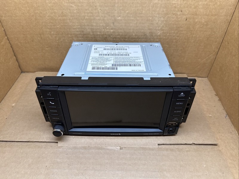 Jeep Dodge Chrysler Touchscreen Radio RHB P68433488AB 68433488AB