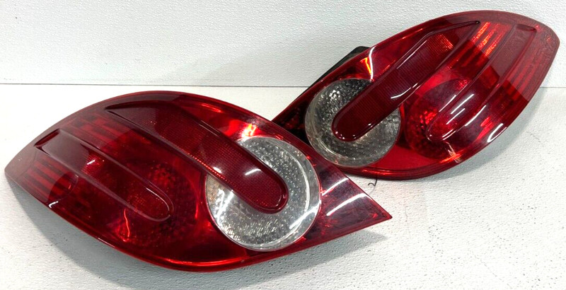 06-10 Mercedes R350 Left & Right Tail Light Lamp SET/PAIR OEM