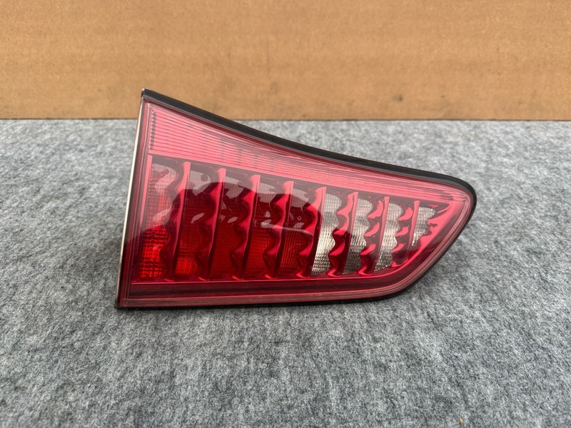 INFINITI QX80 QX56 2011-2017 OEM REAR RIGHT PASSENGER TRUNK LED INNER TAIL LIGHT