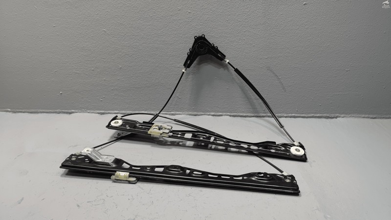 2018-2024 FREIGHTLINER CASCADIA FRONT DRIVER SIDE DOOR WINDOW REGULATOR OEM