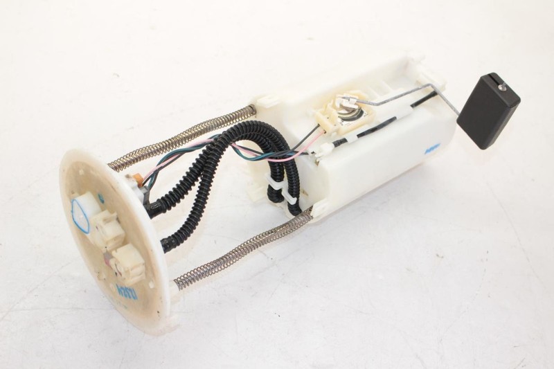 07-09 Toyota FJ Cruiser 4.0L RWD Fuel Pump Assembly 7702035121