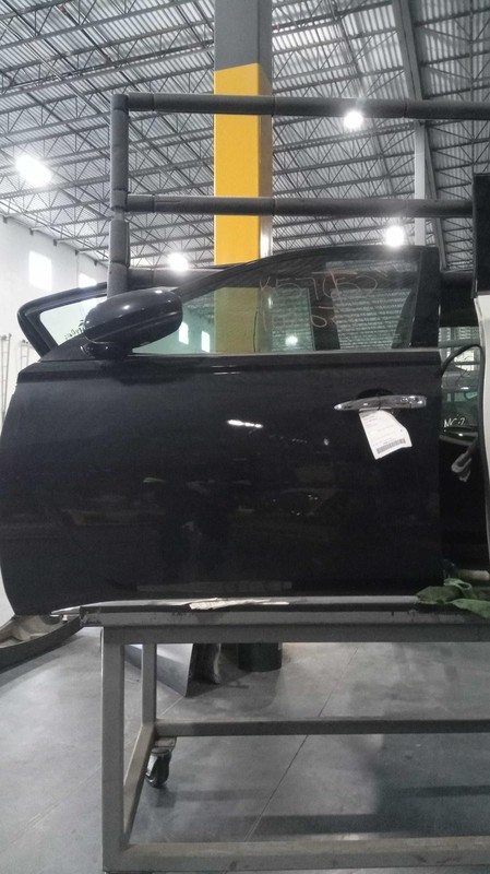 2019 Nissan Altima Left Door Gray OEM 682856 4DR PW PL PM 52000 Miles