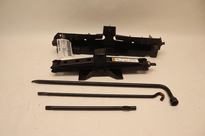 2012-2018 MERCEDES CLS550 W218 SPARE TIRE JACK LIFT TOOL WRENCH TOOL KIT OEM