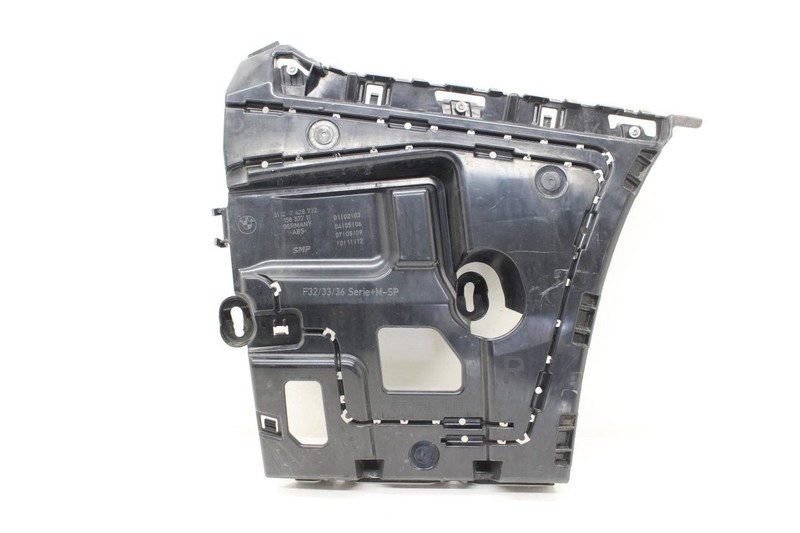 2014-2016 BMW 435i Convertible Passenger Right Rear Bumper Guide Bracket
