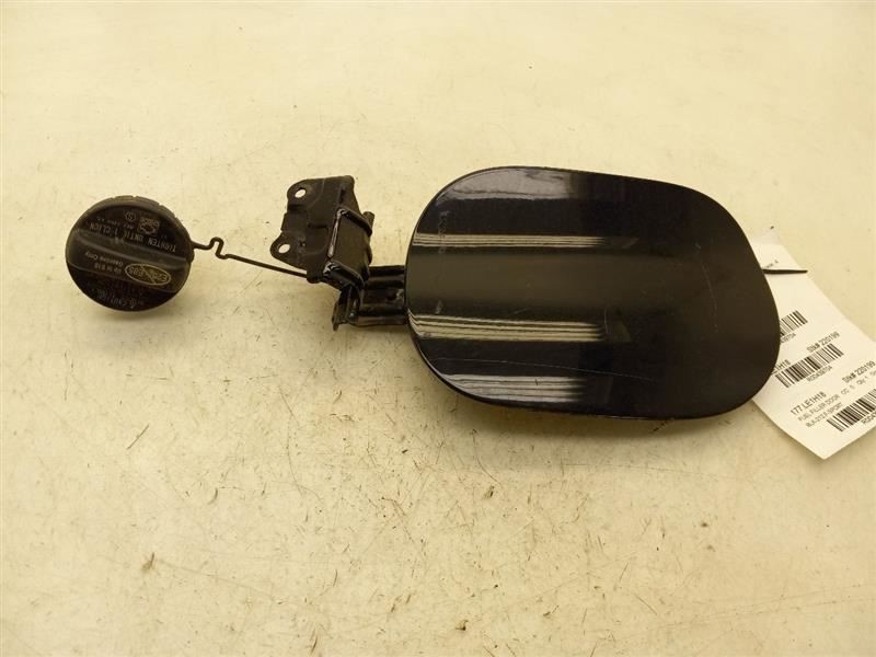 18 LEXUS NX300 F-SPORT FUEL FILLER DOOR BLK-212