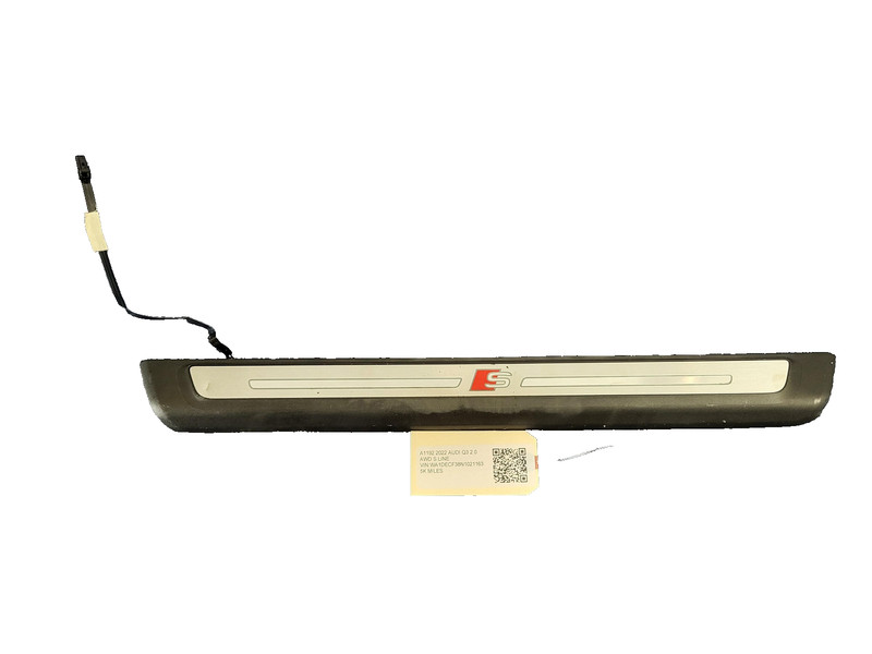 Used Oem Audi Right Passenger Front Door Sill Trim Plate for 2019-2025 Q3