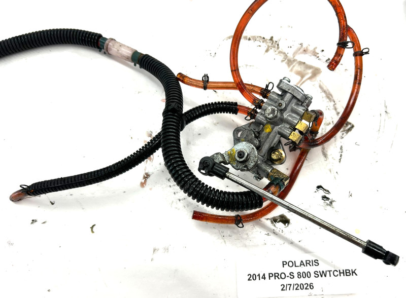 POLARIS PRO RMK 600 800 OIL PUMP 1204438