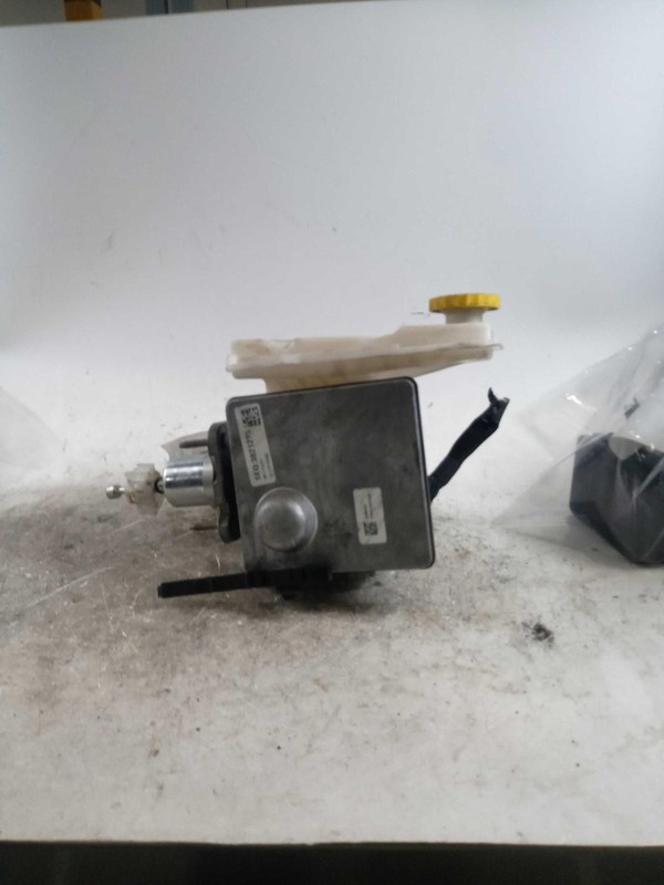 2022 Jeep Grand Cherokee ABS Hydraulic Assembly OEM 2.0L Grey 12K Miles
