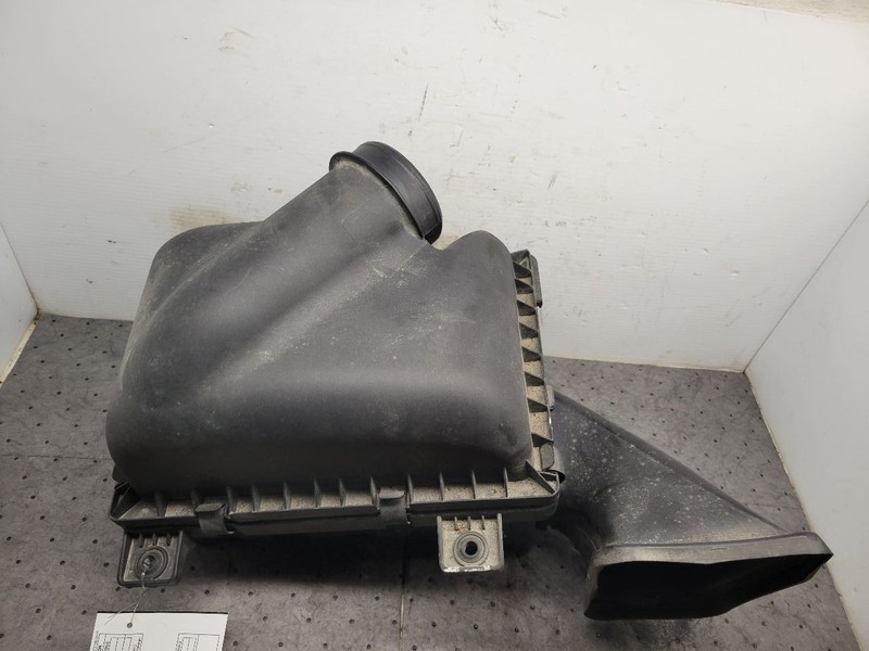 Air Cleaner 6.4L Fits 14-18 DODGE 2500 PICKUP 1631919
