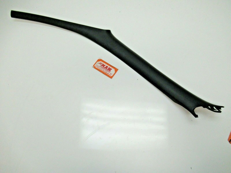 A POST PILLAR TRIM LEFT FRONT ROOF DOOR GLASS WINDOW WINDSHIELD 94-99 CELICA LF