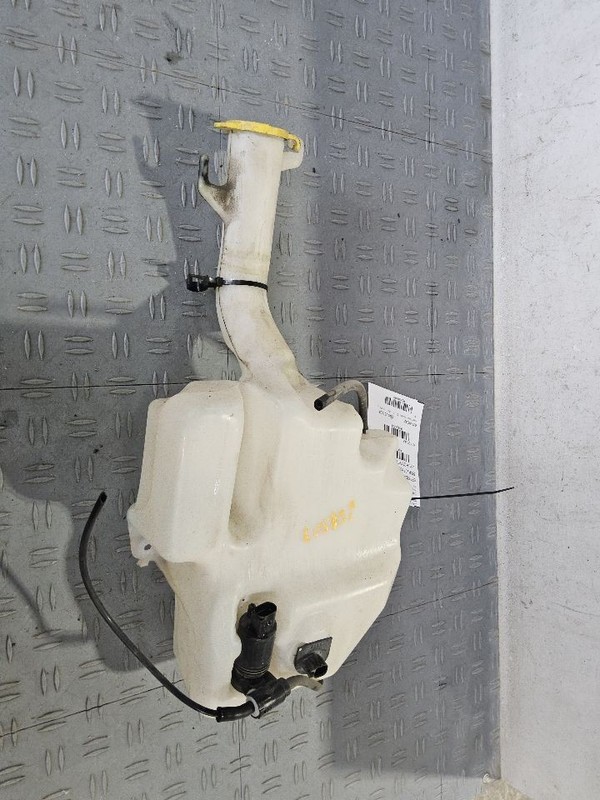 Wash Reservoir Fits 11-20 CARAVAN 3601986