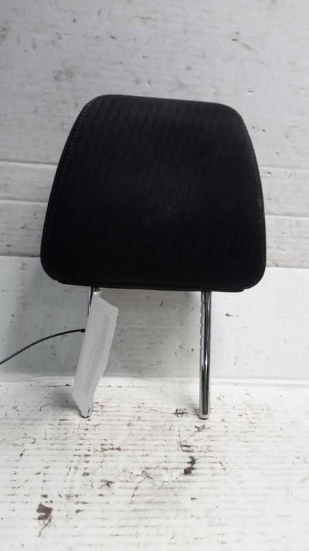 2015 Honda Accord Right Side Headrest White OEM Used 129K Miles NJ25-21447