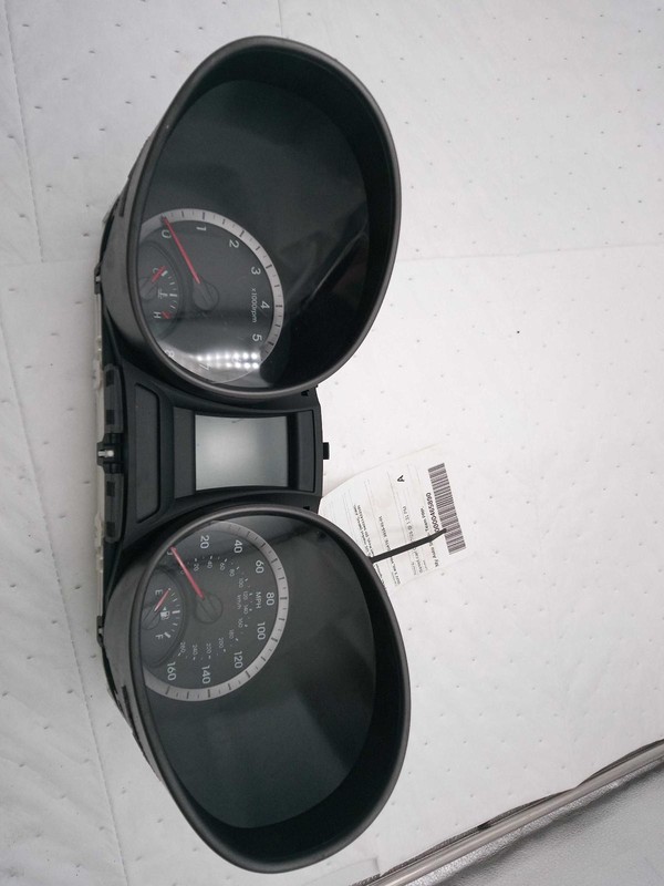 2015 Hyundai Santa Fe Speedometer Gauge OEM Grey 111K Miles NJ25-28166-716494