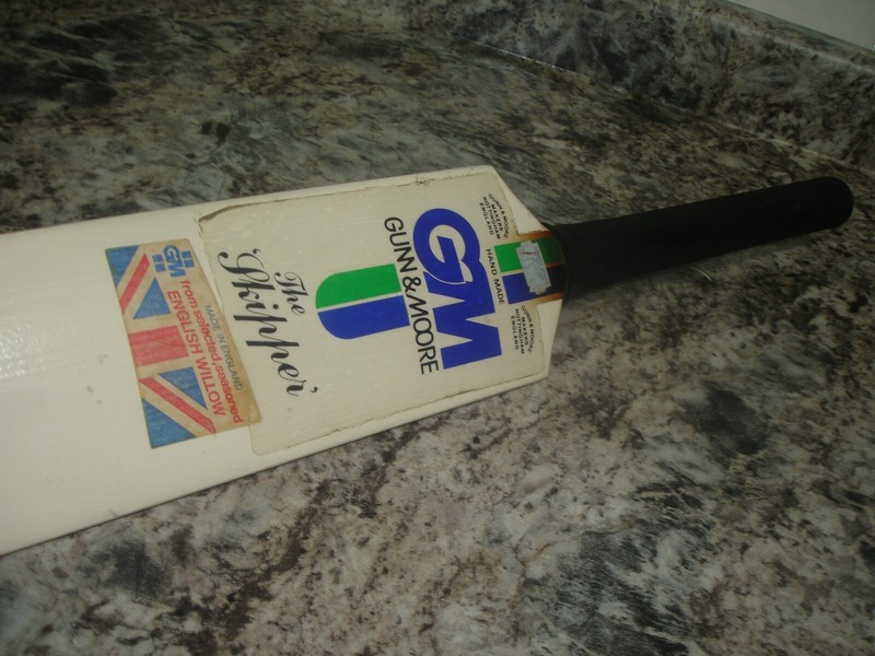 Vintage Gunn & Moore Cricket Bat 30.5" long skipper used hand made England