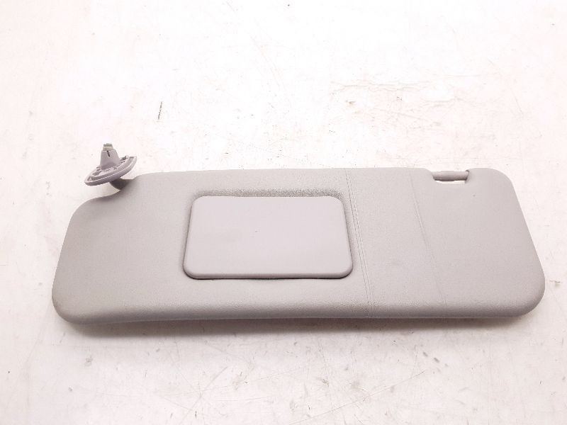 Sun Visor Driver Left Thru 3/05 Fits 03-05 Matrix