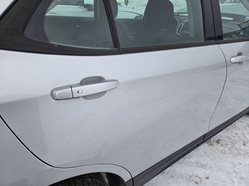 Passenger Rear Side Door Without Privacy Tint Glass Fits 18-24 EQUINOX 3648872