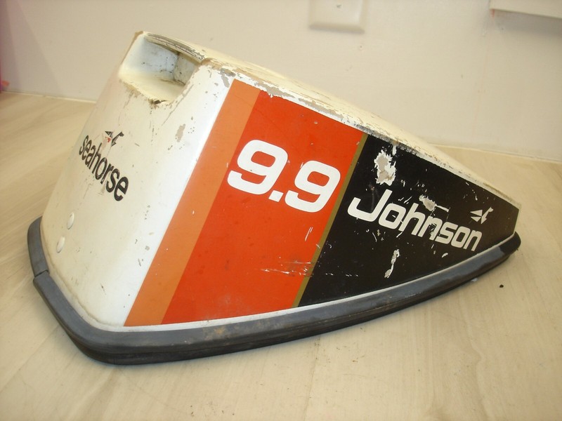 1976 Johnson sea horse 9.9hp model 10r76h cowl boat motor part