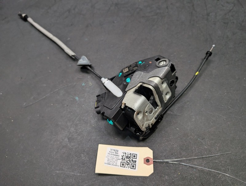 Rear Right Door Lock Latch 2017 Volvo S60 31301745 2014 2015 2016 2018