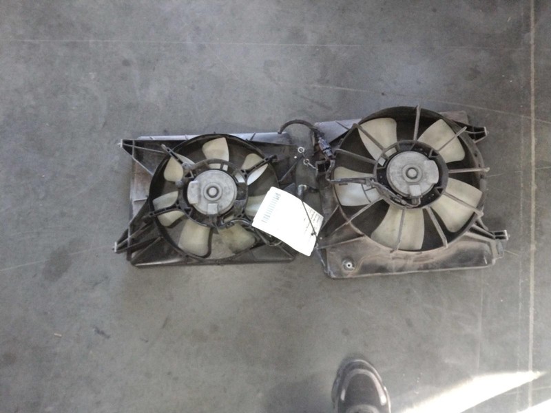 Used Engine Cooling Fan Motor fits: 2019 Honda Hr-v motor only L. radiator Grade