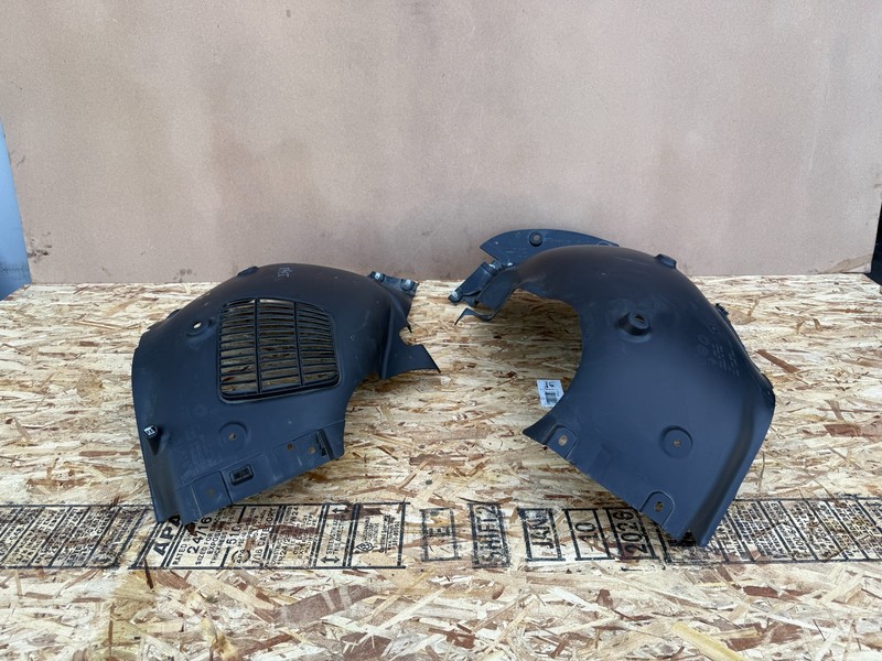 RIVIAN R1S R1T 22-26 OEM FRONT LEFT DRIVER INNER FENDER LINER SPLASH SHIELD SET