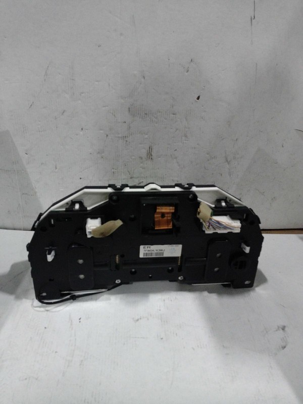 2018 Nissan Rogue Speedometer Gauge OEM 81000 Mi 2.5L 4WD White 248107FW0A
