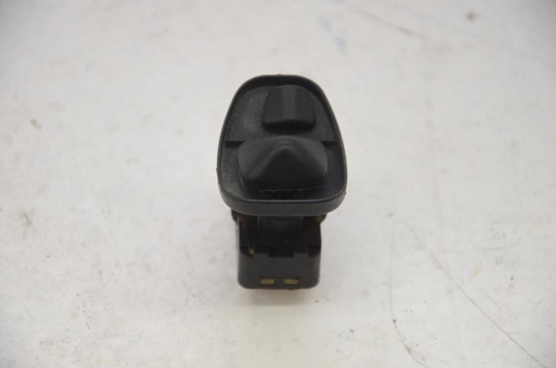 2000-2002 BMW Z3 Roadster Driver Left Front Door Mirror Control Switch
