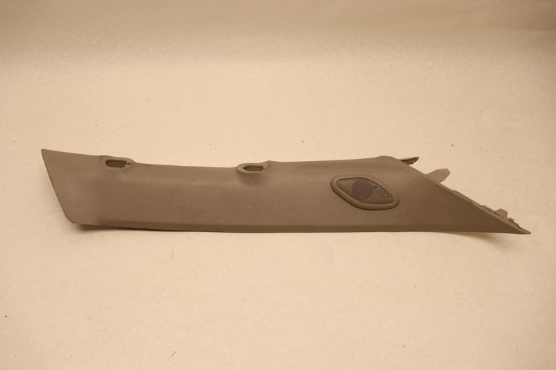 2007-2014 CHEVY SUBURBAN 1500 FRONT RIGHT PASSENGER WINDSHIELD A PILLAR TRIM OEM