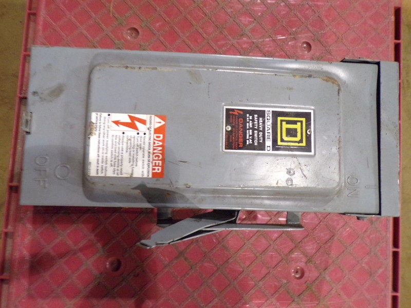 Square D Heavy Duty Safety Switch 30A 60V B-40274-855-01 *FREE SHIPPING*