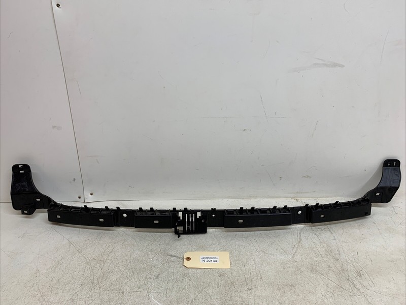 ⚡️24-25 TESLA MODEL 3 REAR BUMPER CENTER BRACKET 1757096-00-D 20133 M6