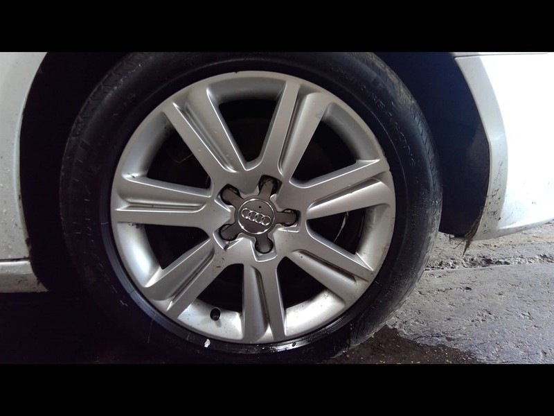 Rim Wheel 17x7-1/2 Alloy 7 Spoke Fits 09-11 AUDI A4 1618837