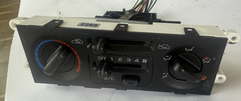2001 Subaru Forester Climate Control Panel Heater A/C Control Switch OEM