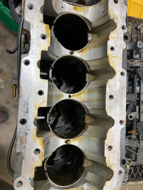 Mercury Mariner 1975-86 Cylinder Block (BOTH HALVES) 75 80 85 HP FRESHWATER!