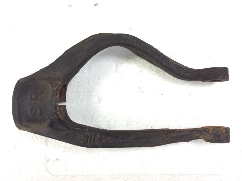 97-01 Prelude BASE Right Front Suspension Strut Shock Absorber Mounting Fork OEM