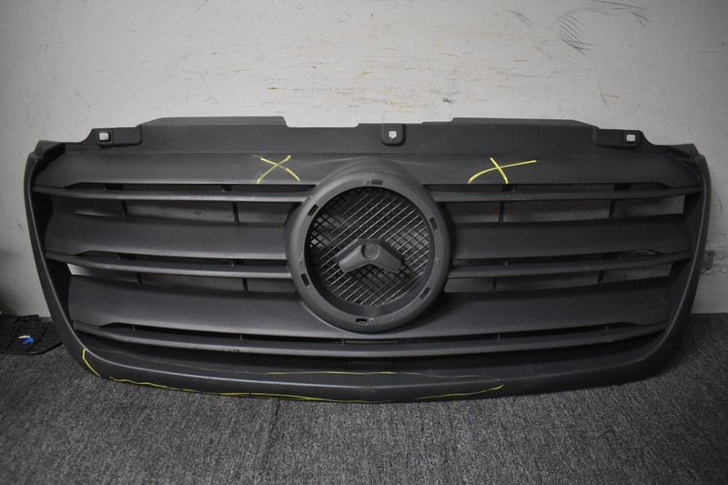 FRONT GRILLE AFTERMARKET