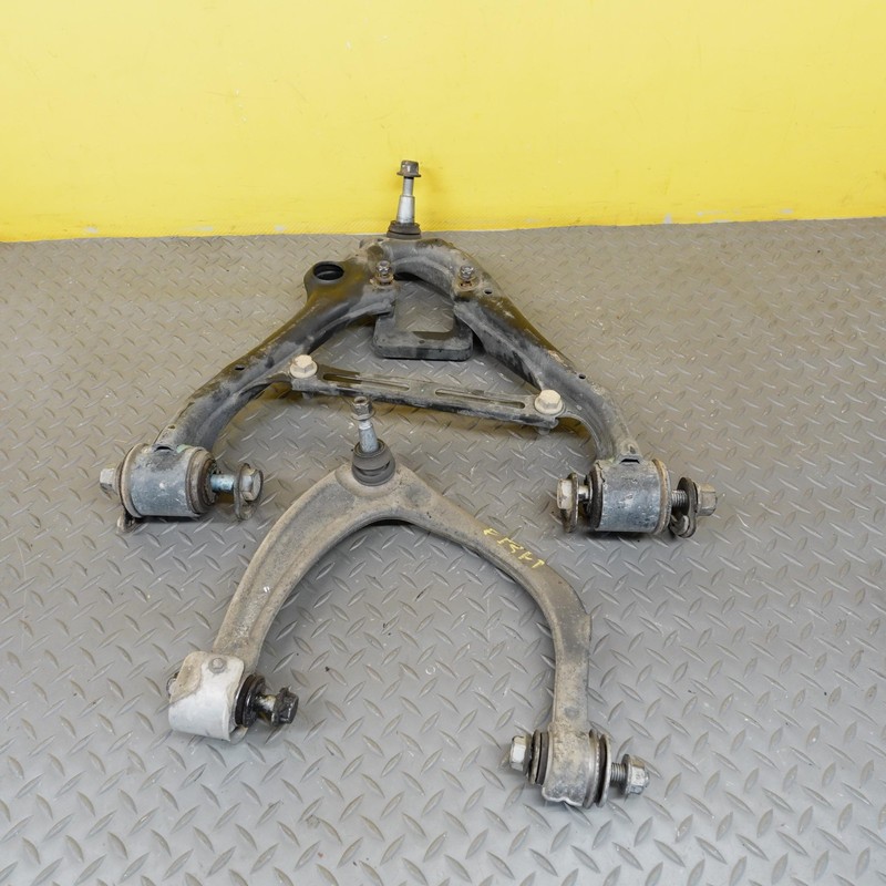 2019-2025 GMC SIERRA 1500 Front Right Upper Lower Control Arm Set OEM 84973285