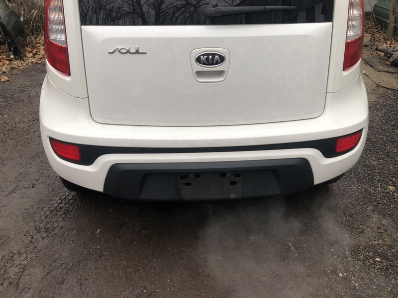 2012 2013 Kia Soul Rear Bumper Assembly Tested Oem White
