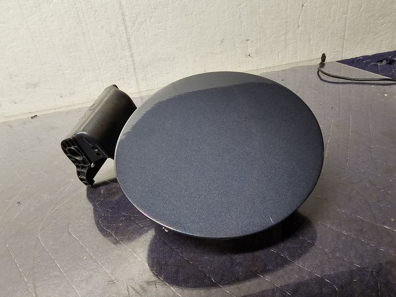 SPORTAGE2014 Fuel Filler Door