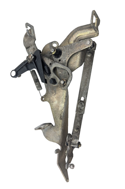 1994-1997 Mercedes r129 sl320 gas throttle accelerator cable BRACKET