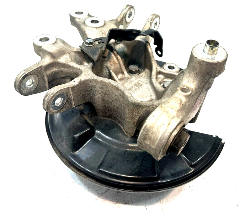 2018-2020 Honda Accord Hybrid Rear Passenger Side Spindle Knuckle w/Hub OEM