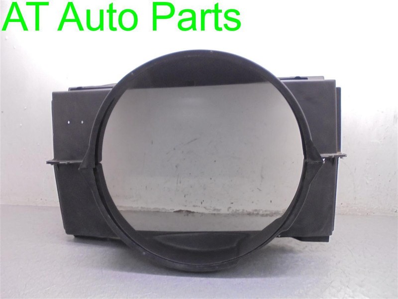1999 CHEVROLET SUBURBAN C1500 5.7L AUTO 2WD RADIATOR SHROUD OEM