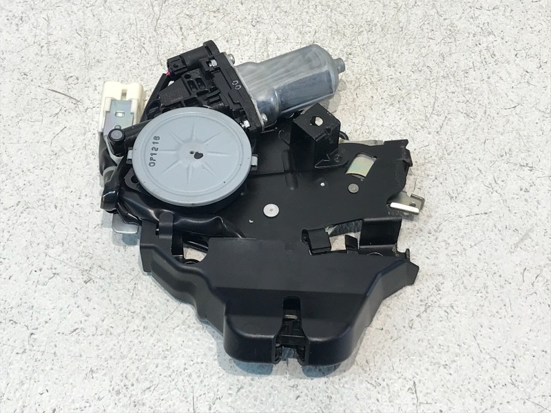 07-12 LEXUS LS460 REAR TRUNK LID LOCK LATCH ACTUATOR MOTOR OEM