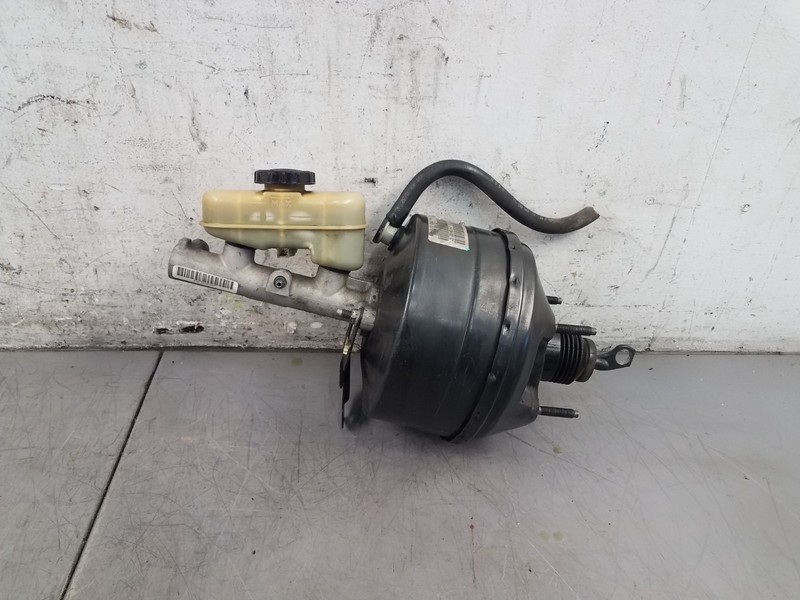 2003 03 04 Mercury Marauder Brake Master Cylinder / Booster #7132 K6