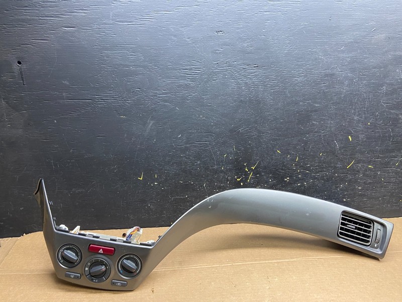 2008-2010 Subaru Impreza Dash Air Vent Climate Control Panel Bezel Trim W6439 DG