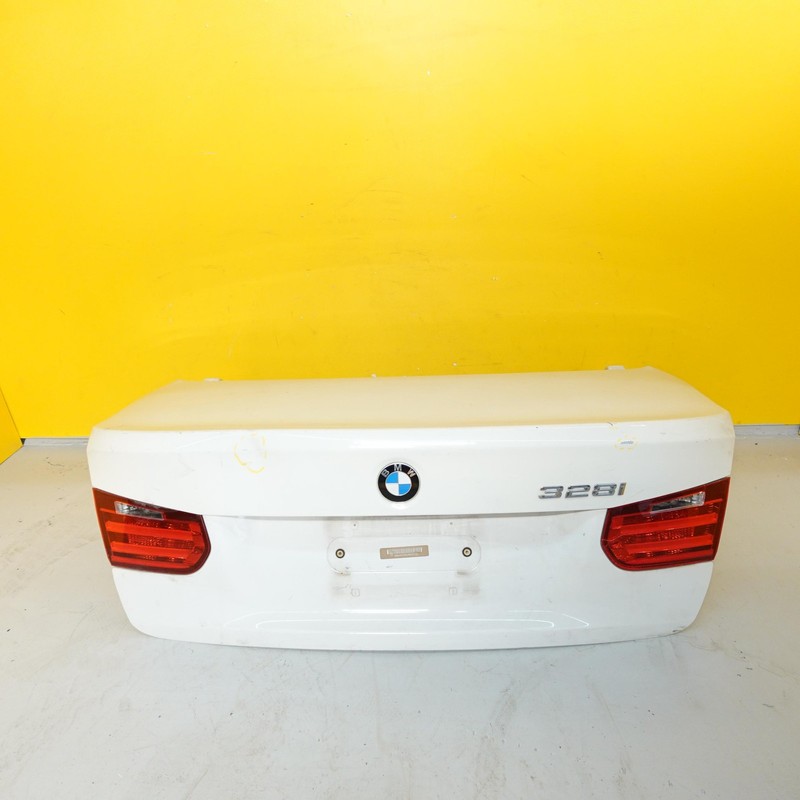 2012-2018 BMW 328 SERIES Trunk Lid W/ Taillights Niq