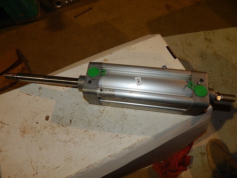 Rexroth Mecam 523 407 Cylinder 0368-MS1B11S1W0/00TW/WWSO OOW44 523-111-080-0