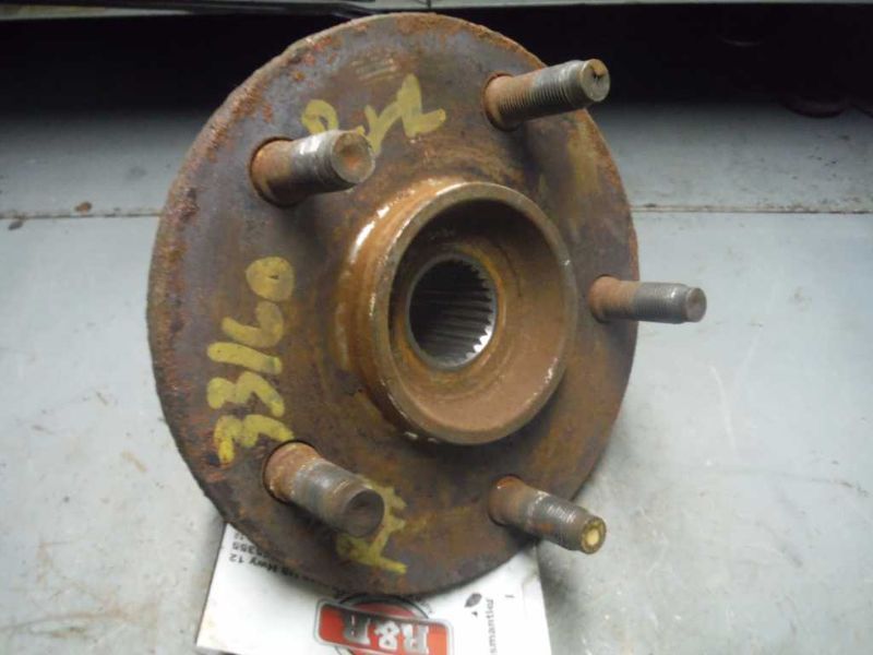 99 00 01 02 03 04 JEEP GRAND CHEROKEE HUB FRONT 97602