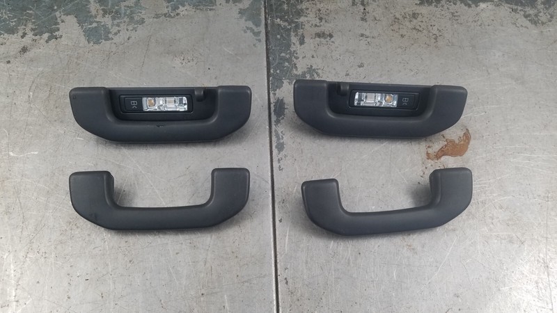 2016 Mercedes AMG C 63 S Roof Grab Handles / Lights #3768 V2