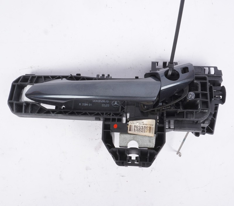 10-17 Mercedes W207 E350 E550 Coupe Front Left Side Exterior Door Handle