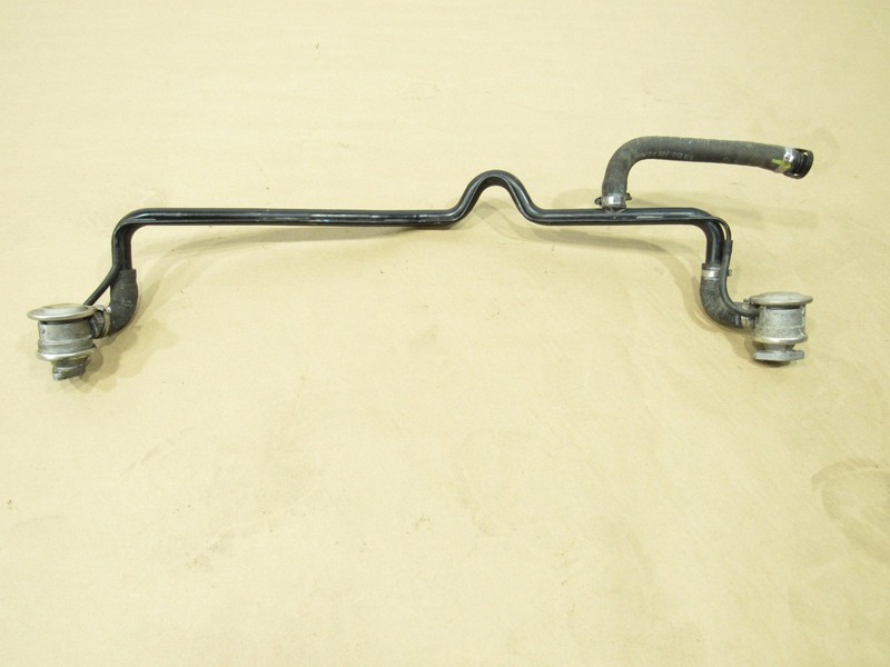 Ferrari 458 Italia 2011 EGR Valve W/ Hose Pipe Line Tube 09-15 ;:Y