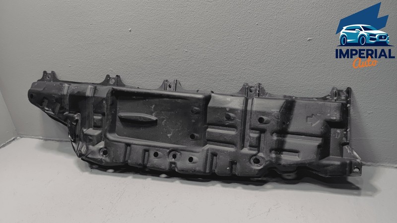 2014-2019 Toyota Highlander Passenger Side Under Body Splash Shield Guard OEM